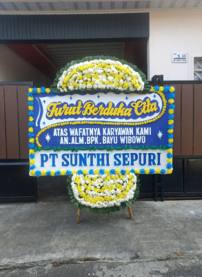 Papan Bunga Duka di Medan Baru